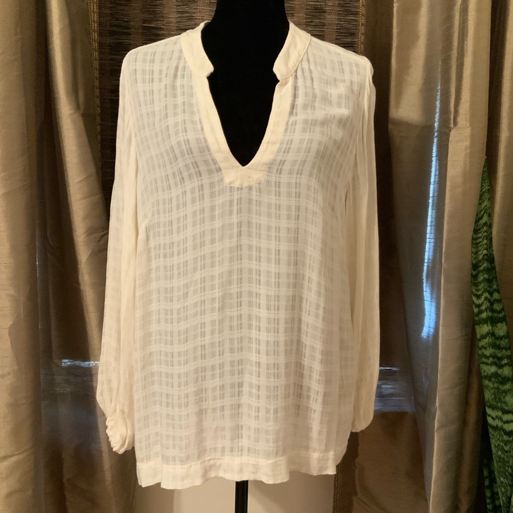 Beautiful Tunic NWOT